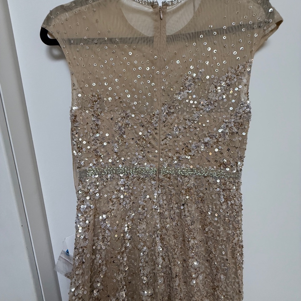 NWT | Mac Duggal 5619 Nude Beige High Neck Cap Sleeve Gown Size 4 - Picture 12 of 15